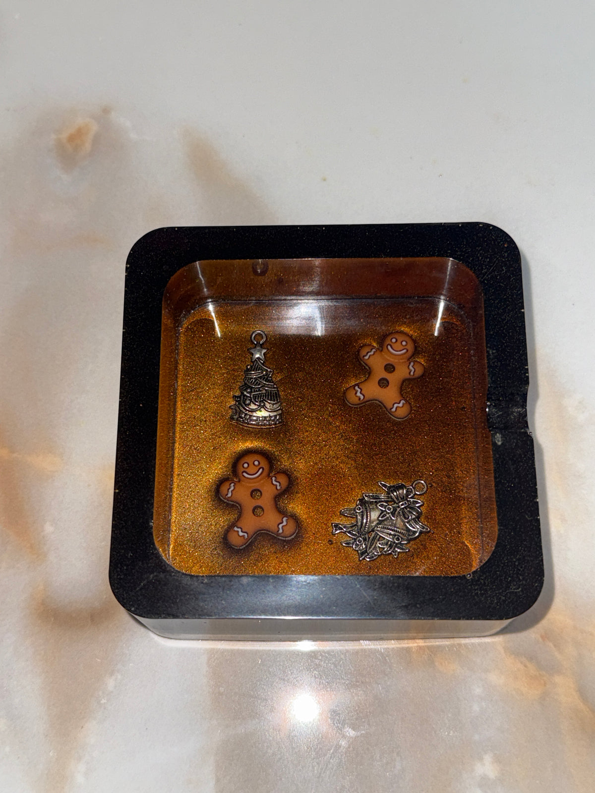 Ginerbread Square Ashtray